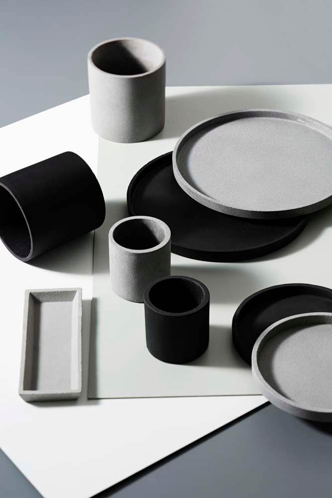 Lund | Concrete Pot Black (Large) - Mirra Interiors