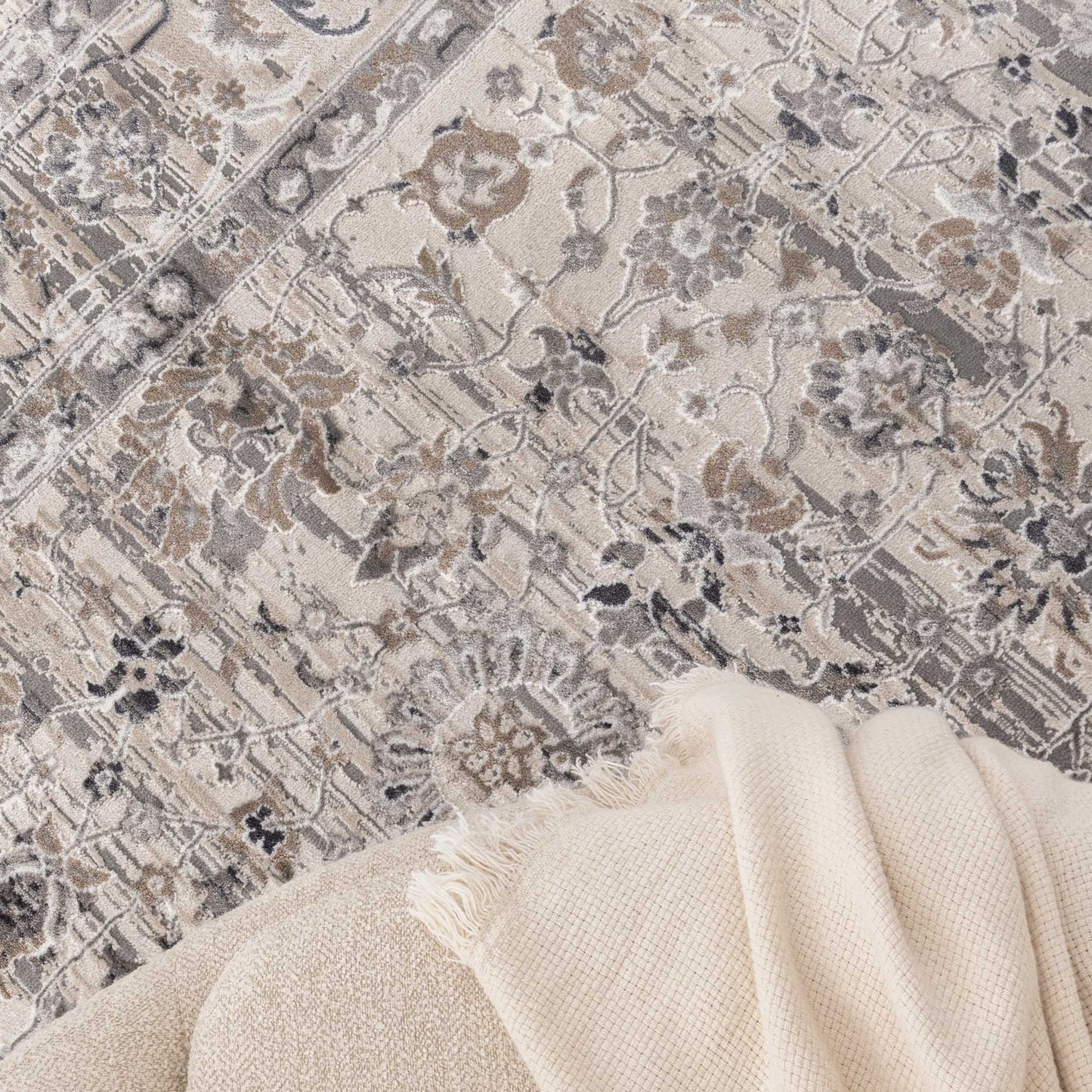 Atina | Distressed Transitional Rug - Beige & Grey