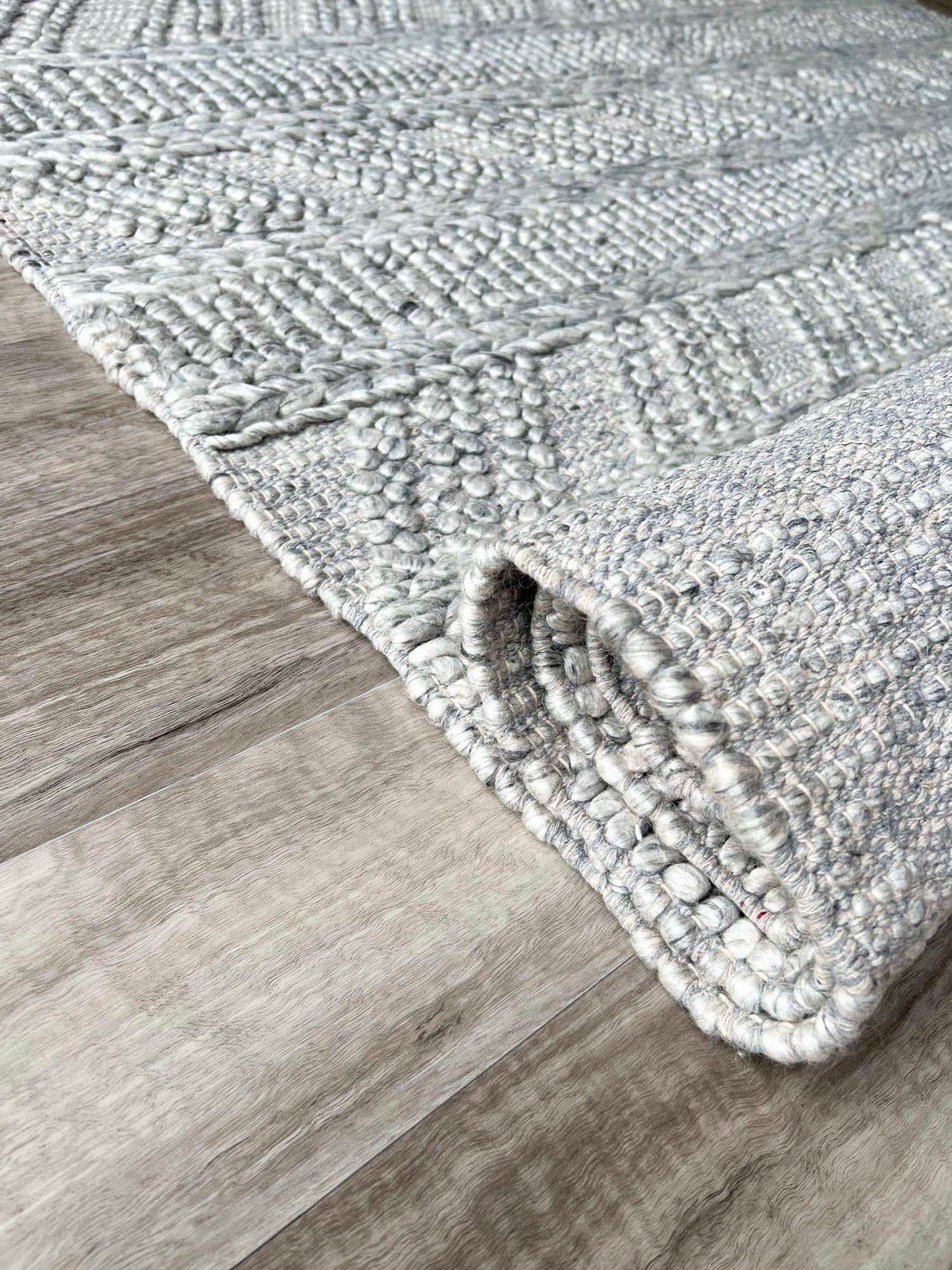 Zuri | Chevron Wool Rug Spotted Grey - Mirra Interiors