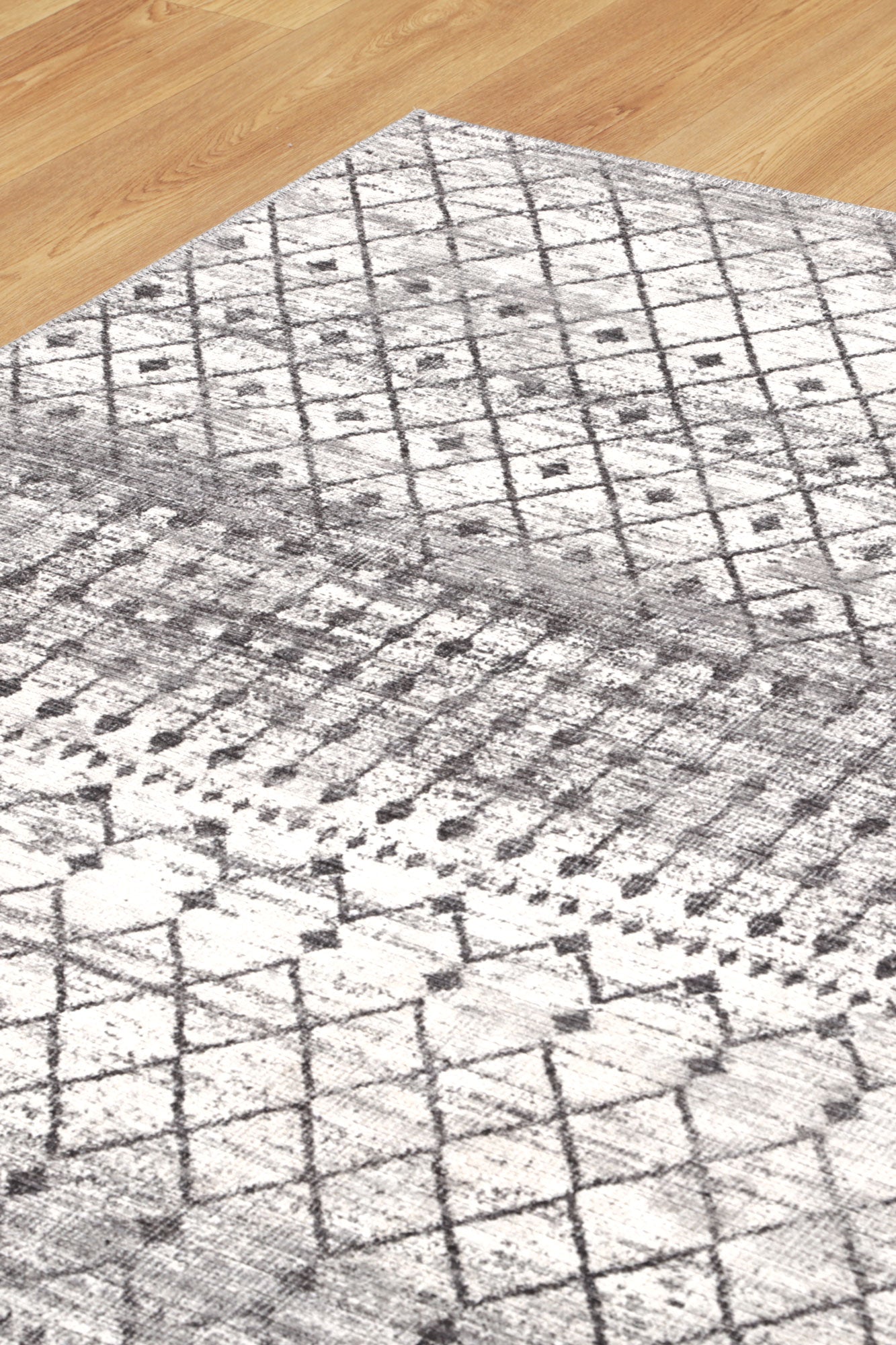 Andre | Machine Washable Rug - Ivory & Charcoal