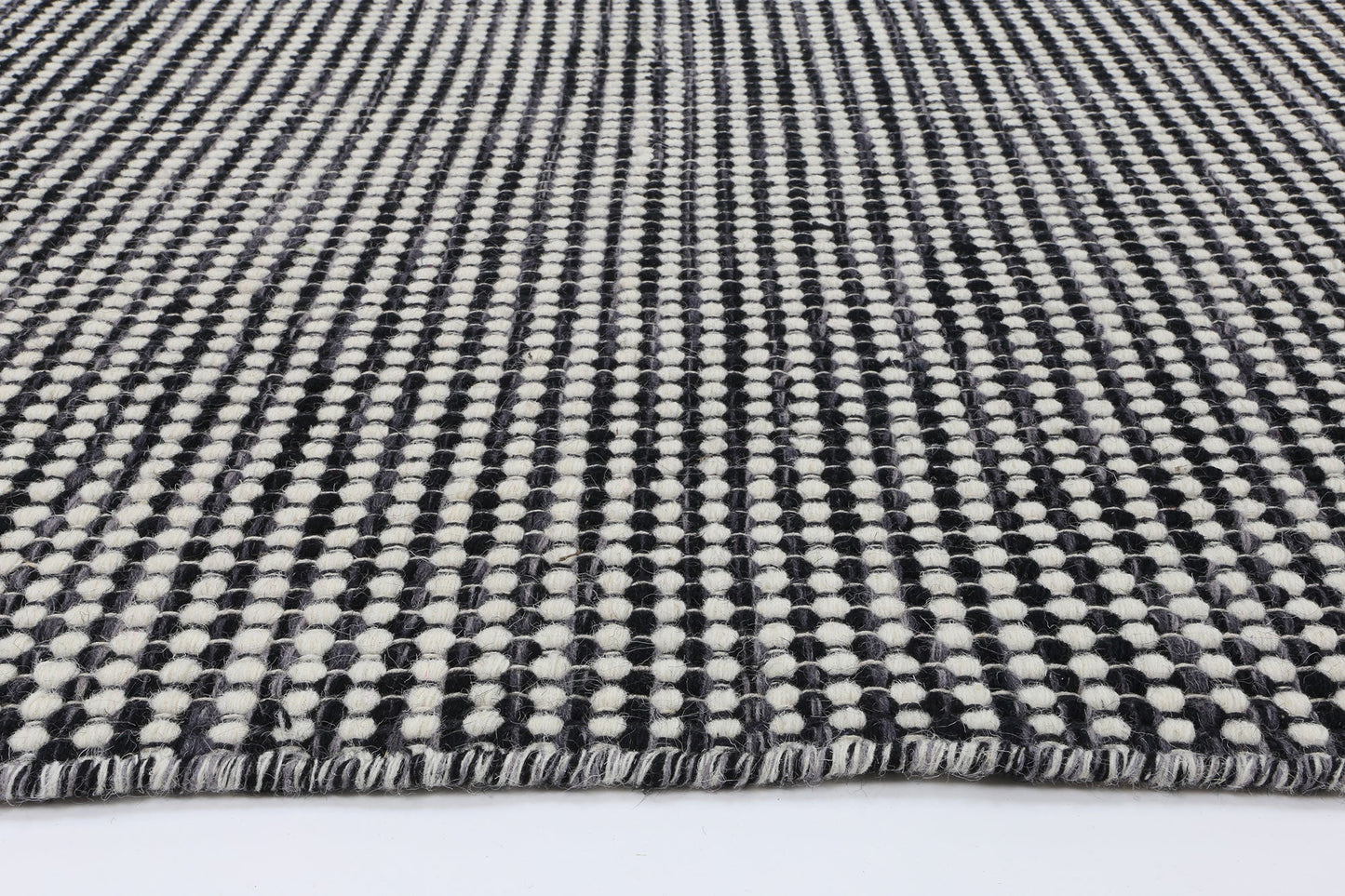 Nordic | Reversible Wool Rug - Charcoal