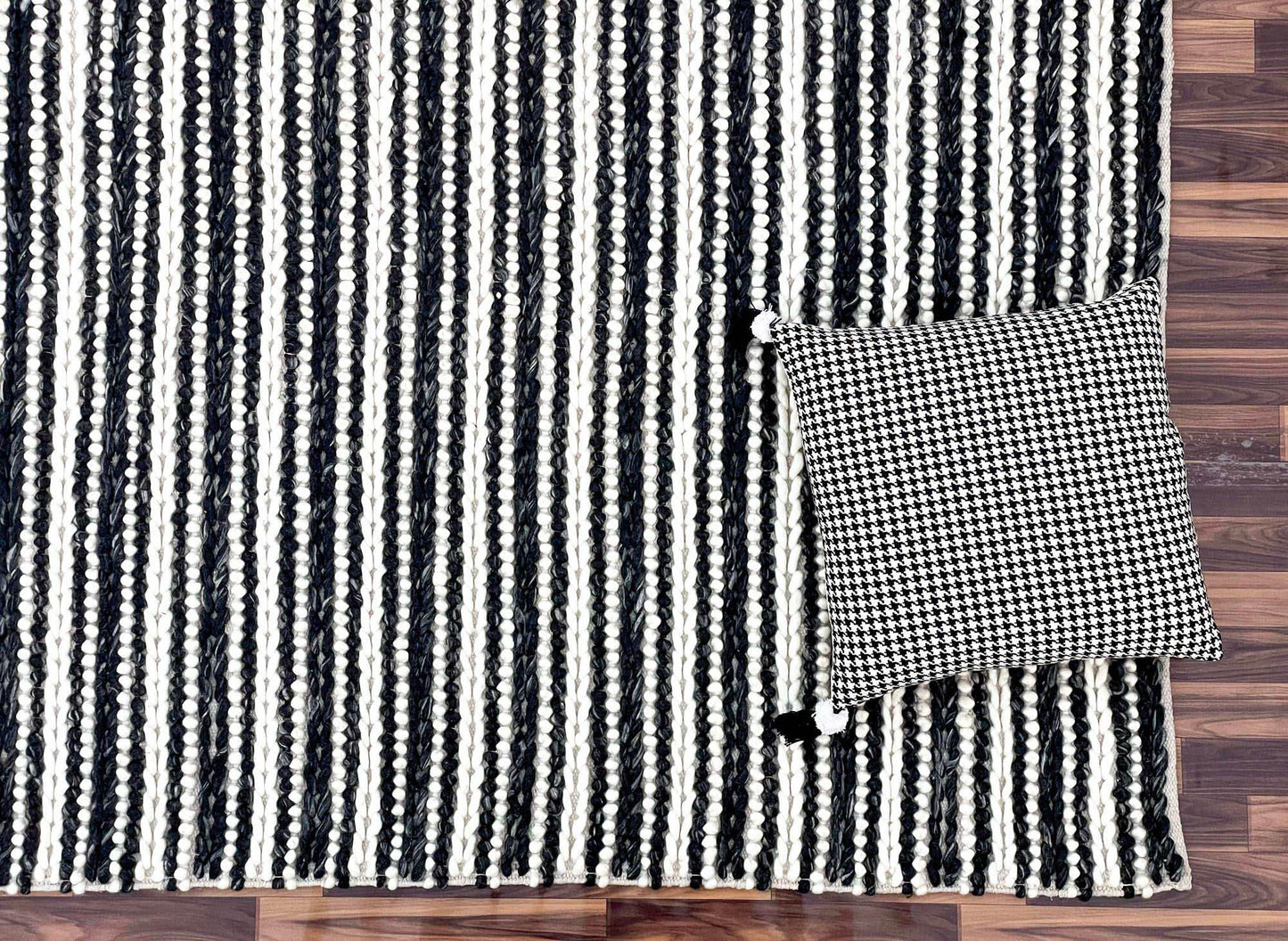Saanvi | Stripe Wool Rug Carbon - Mirra Interiors