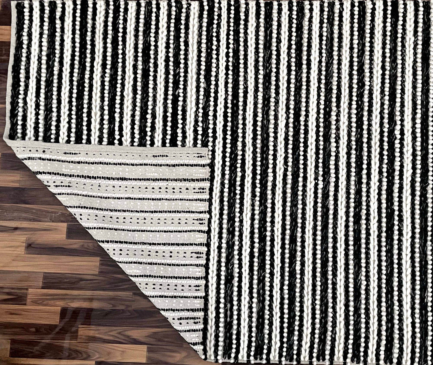 Saanvi | Stripe Wool Rug Carbon - Mirra Interiors