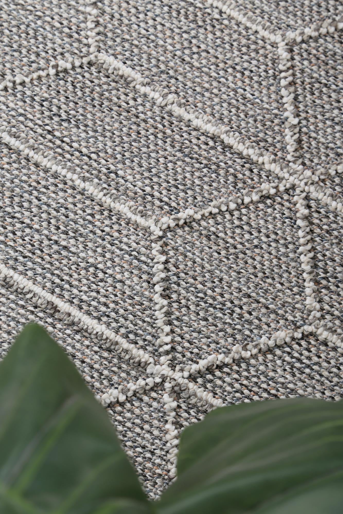 Vanuatu | Totori Geometric Flatweave Rug - Ash Grey