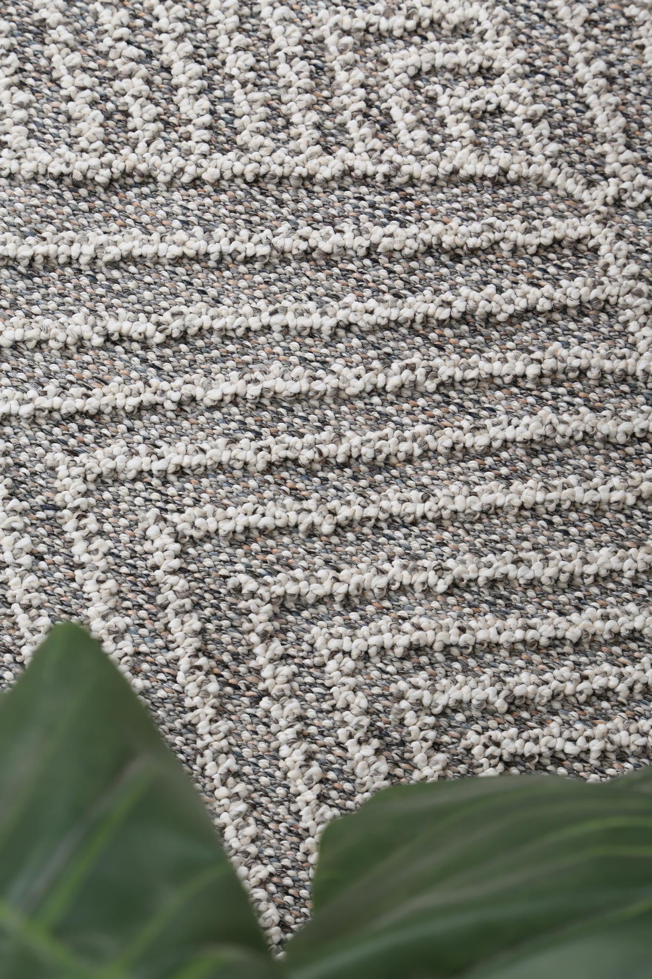 Vanuatu | Menapi Geometric Flatweave Rug - Ash Grey