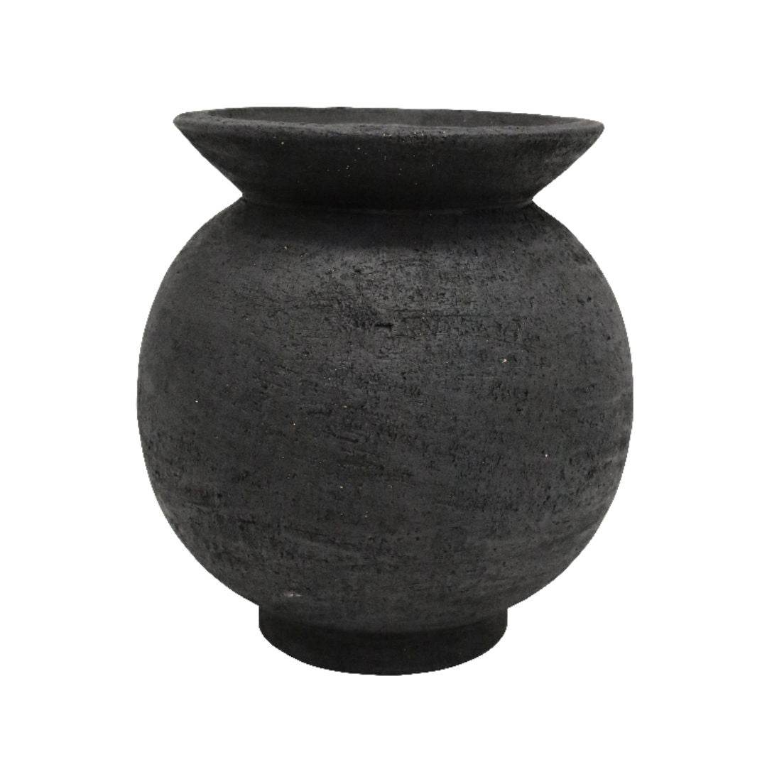 Koru | Round Terracotta Pot Black - Mirra Interiors
