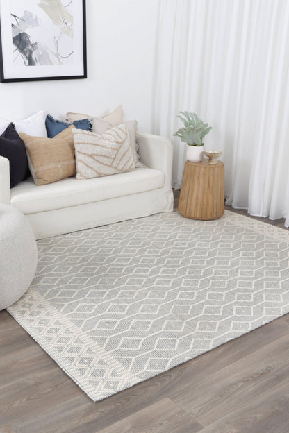 Copacabana | Lattice Wool Rug - Light Grey