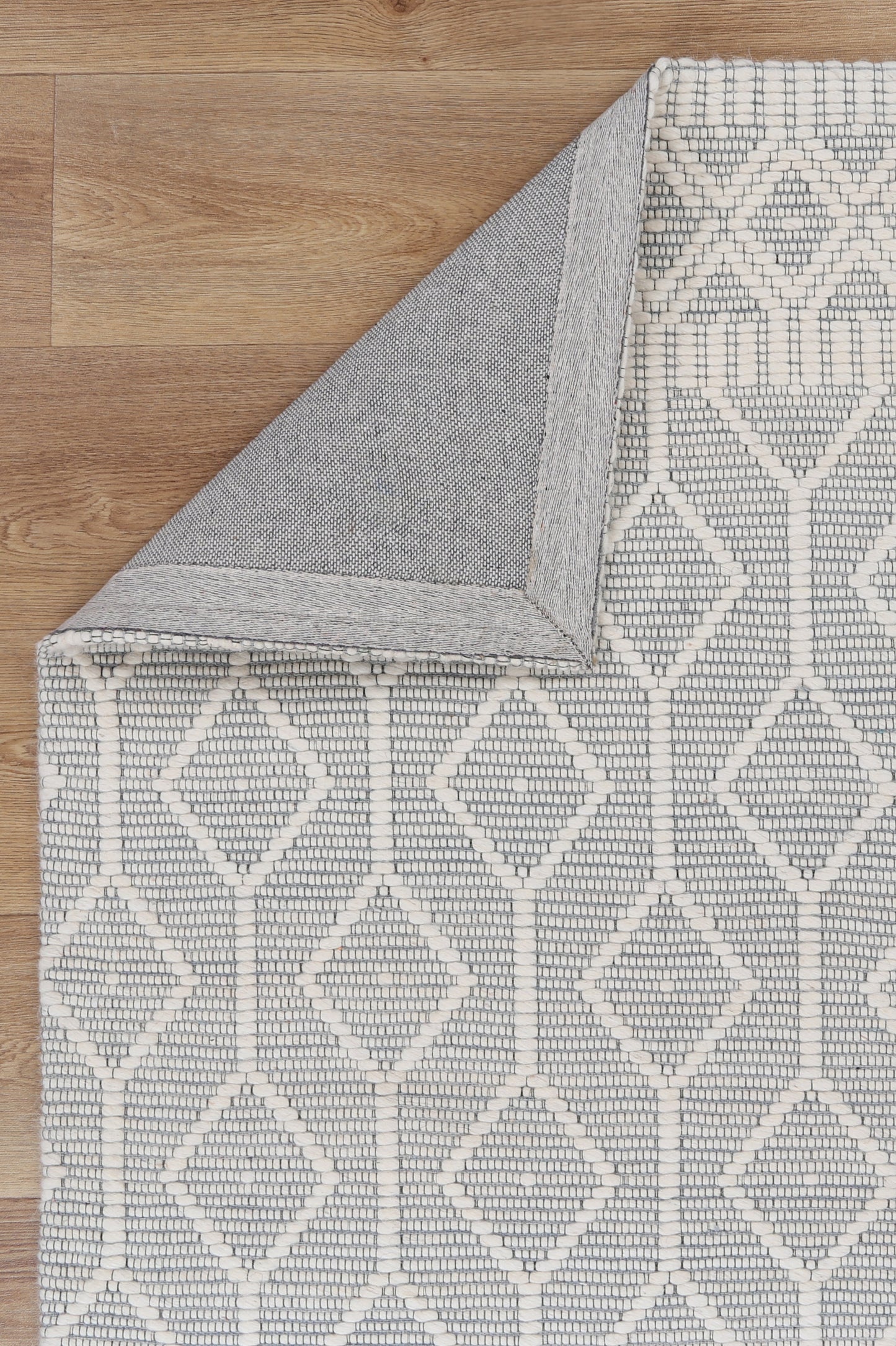 Copacabana | Lattice Wool Rug - Light Grey
