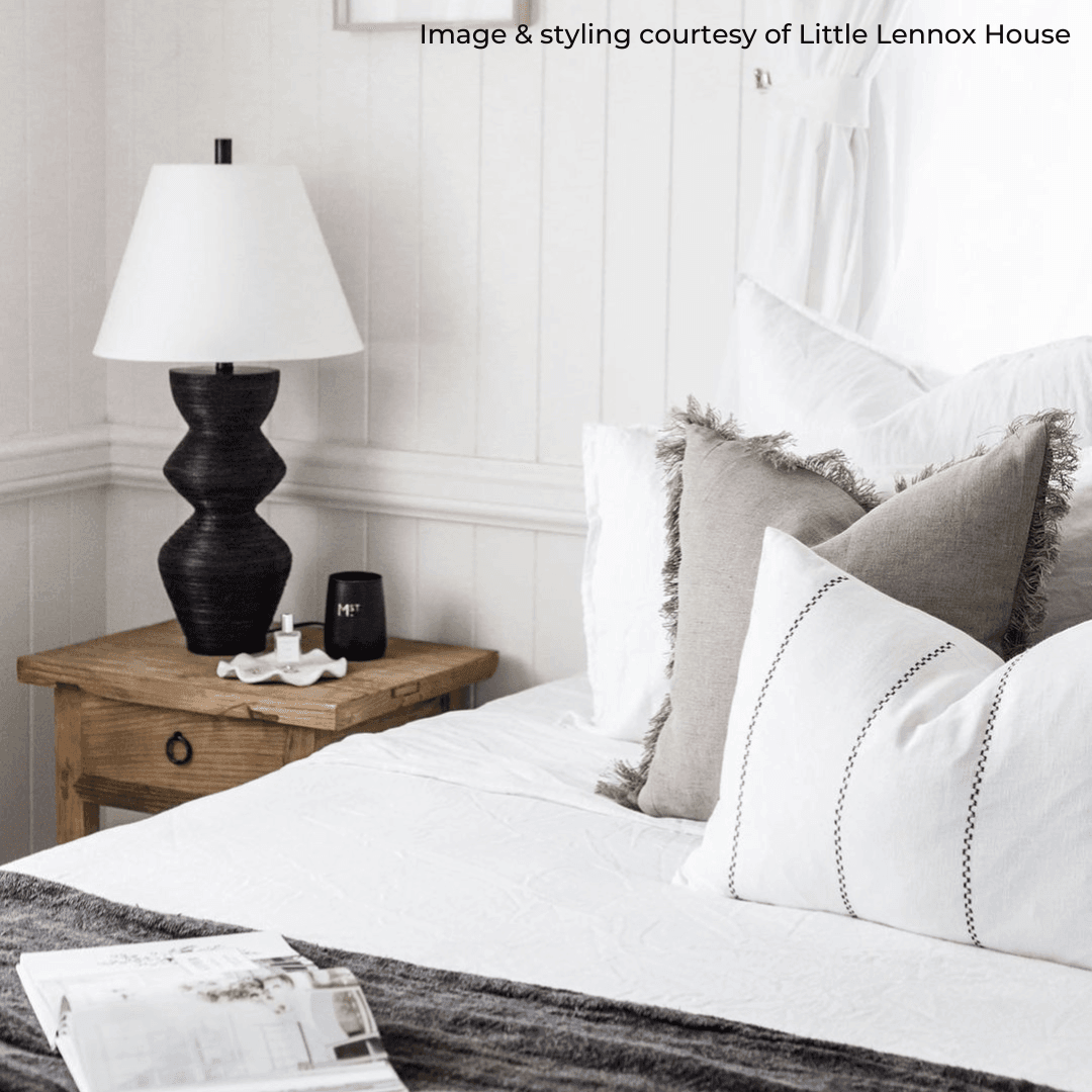 Belfast | Textured Table Lamp Black - Mirra Interiors
