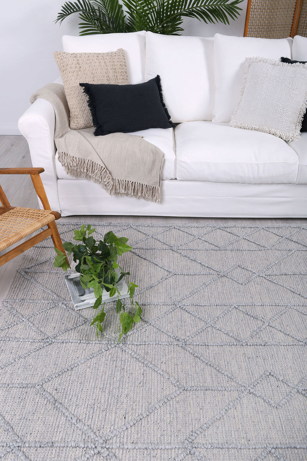 Himalaya | Interweave Tribal Wool Rug - Grey