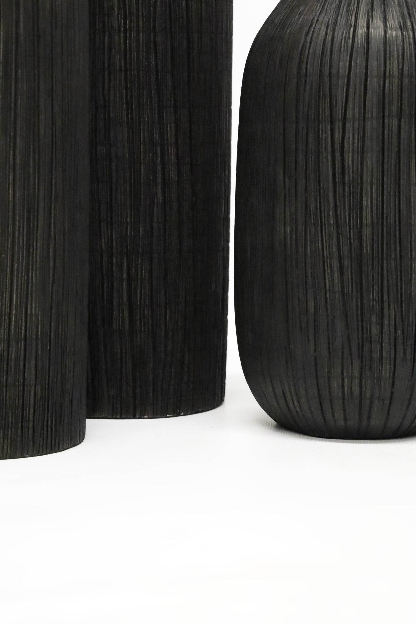 Rayburn | Textured Resin Vase Black - Mirra Interiors