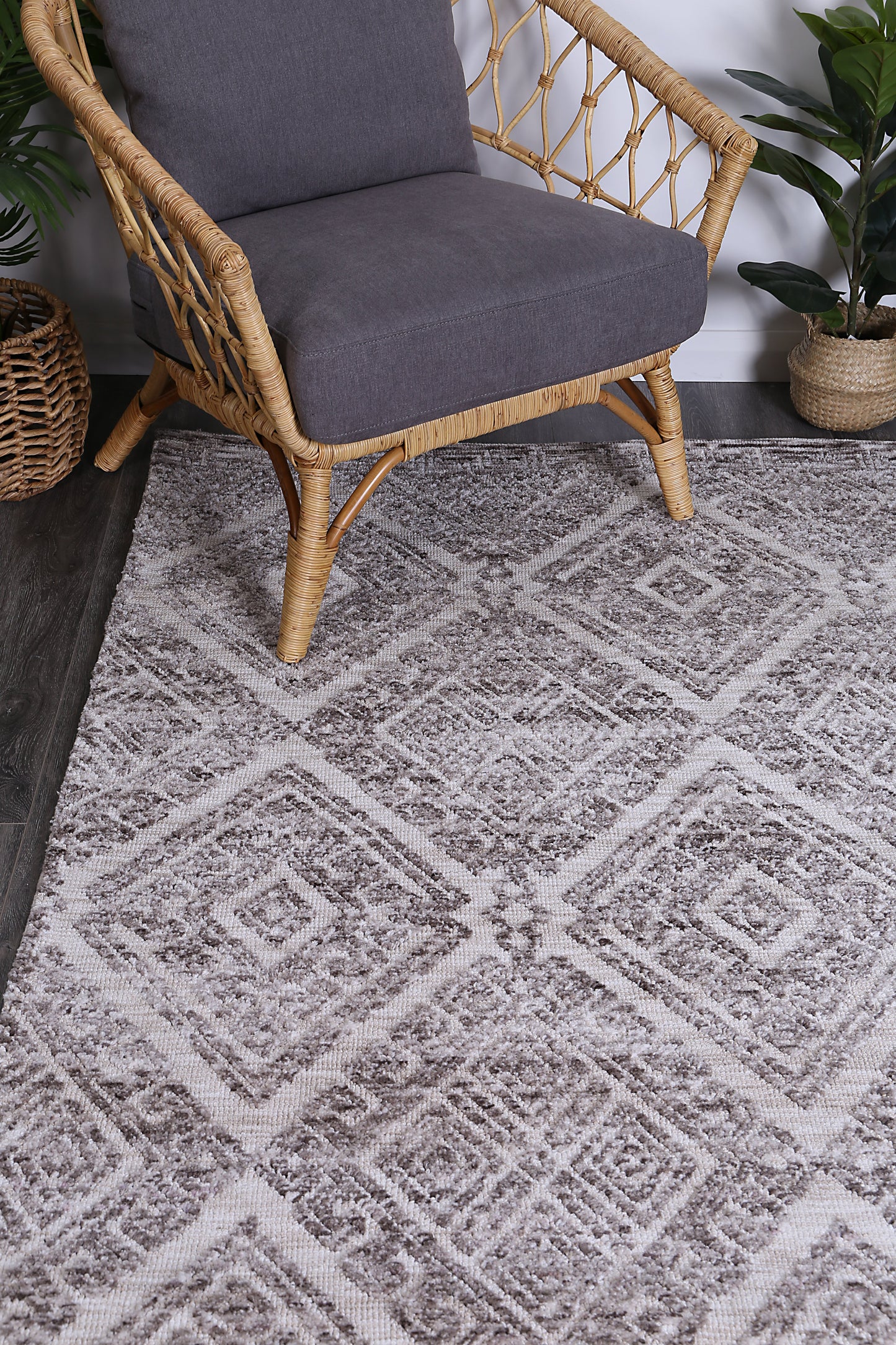 Amritsar | Glenfalls Tribal Rug - Grey