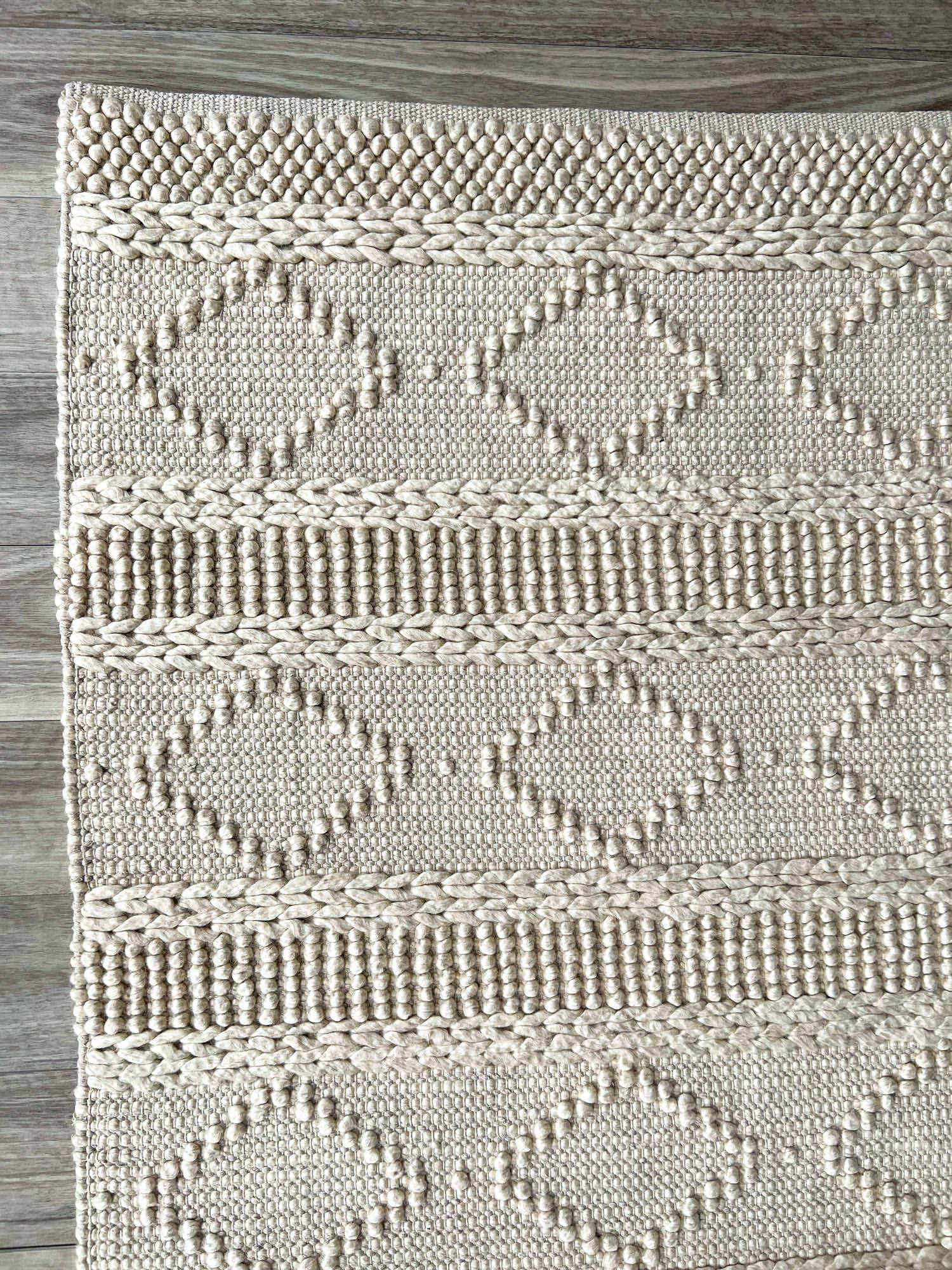 Zuri | Diamond Wool Rug Cream - Mirra Interiors
