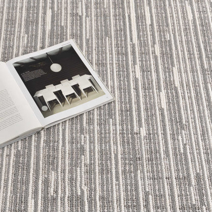 Berno | Loop Lines Rug - Silver & Ivory