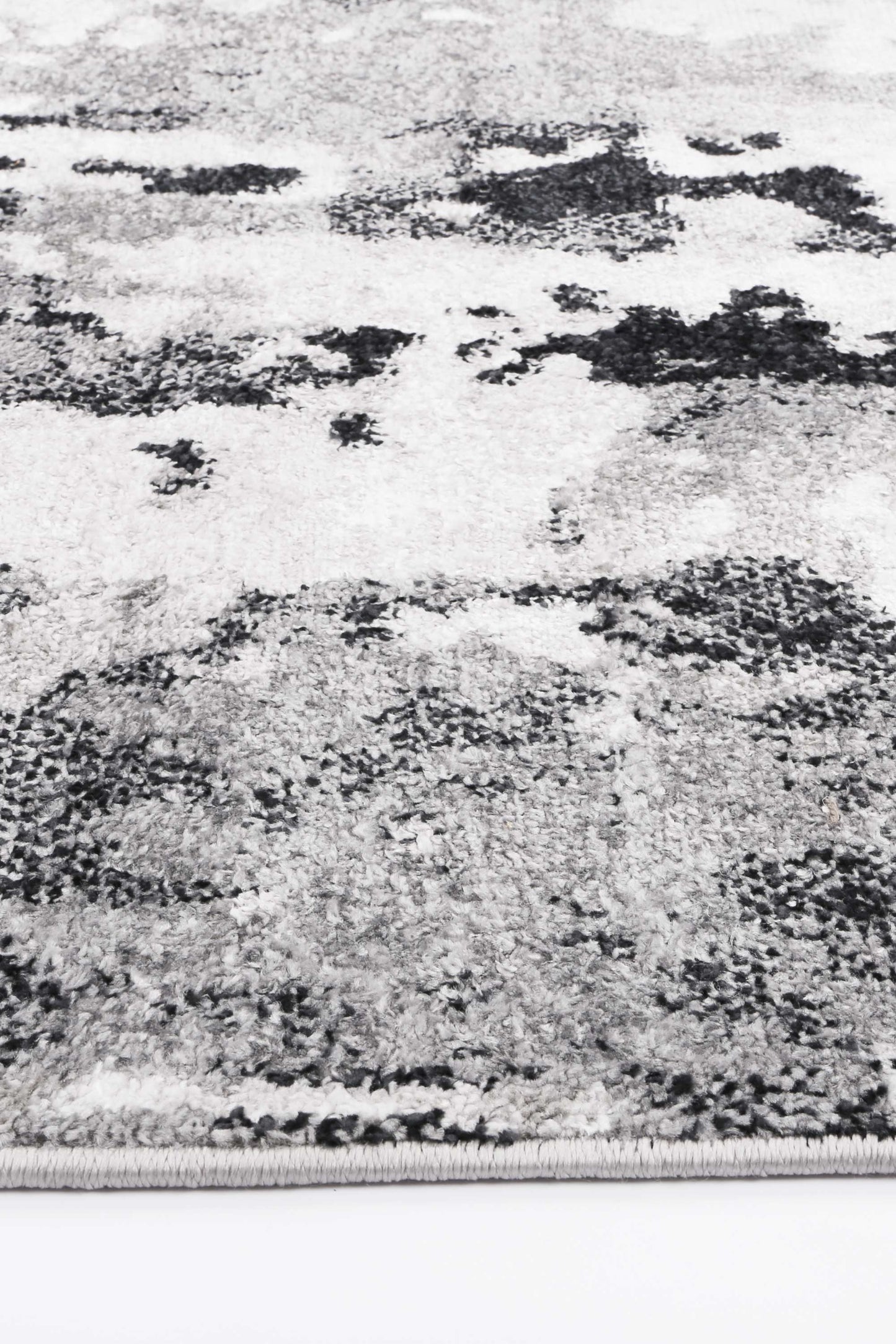 Bergen | Abstract Black and Grey Rug