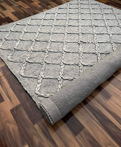Hermes | Diamond Trellis Rug Spotted Grey - Mirra Interiors