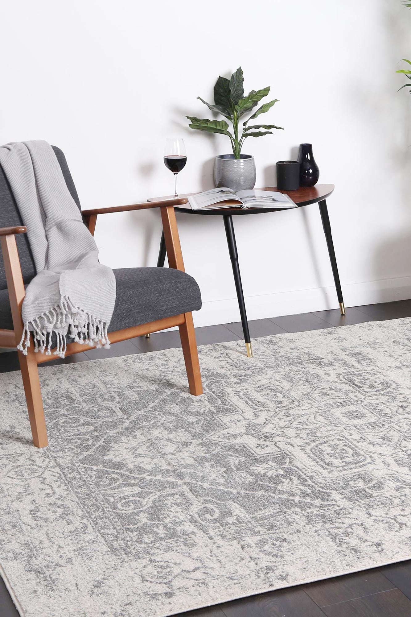 Delicate | Audrey Rug - Ivory & Grey