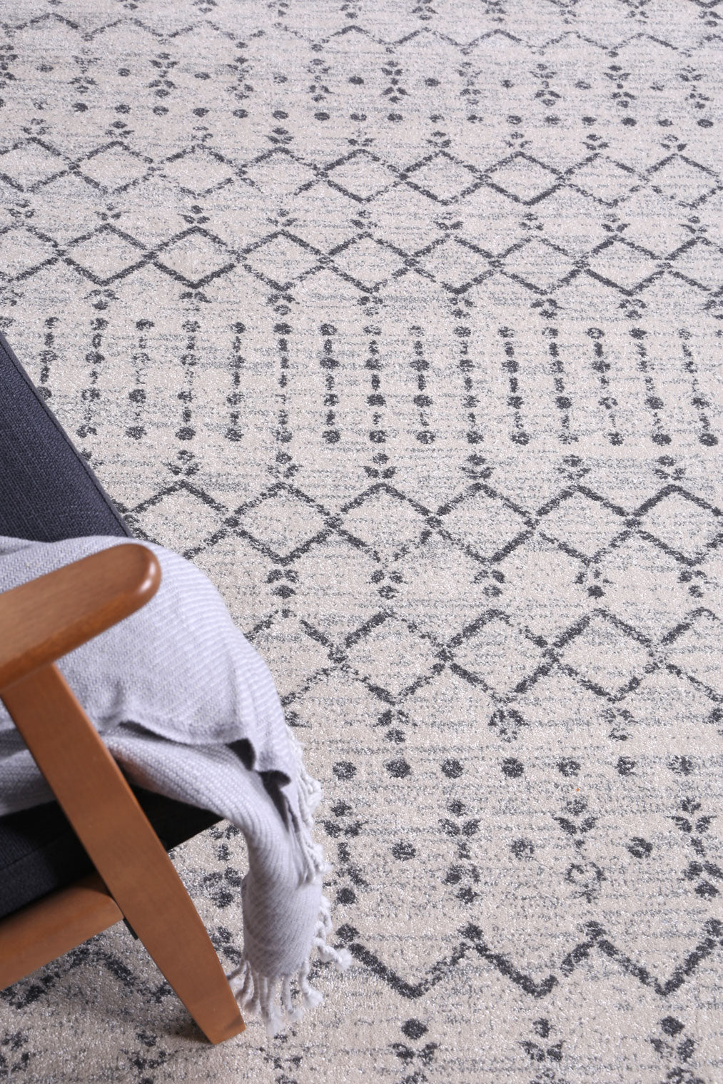 Delicate | Geometric Rug - Ivory & Grey