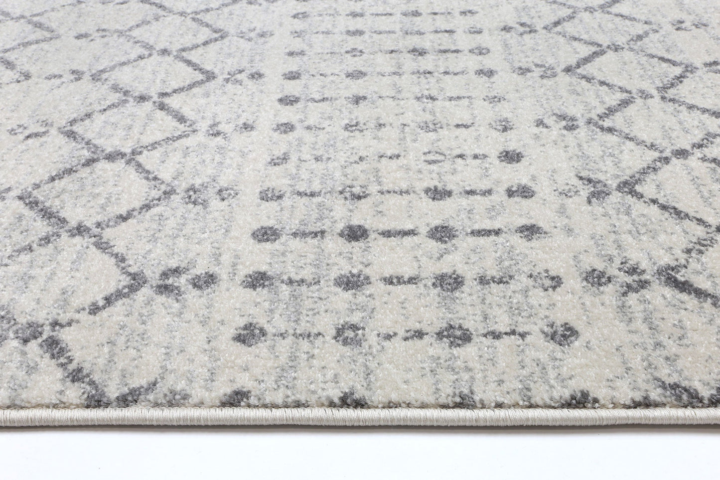 Delicate | Geometric Rug - Ivory & Grey