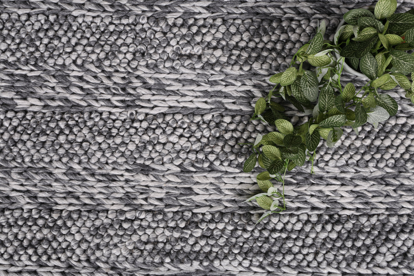 Harlow Ringlets | Wool Blend Rug - Charcoal