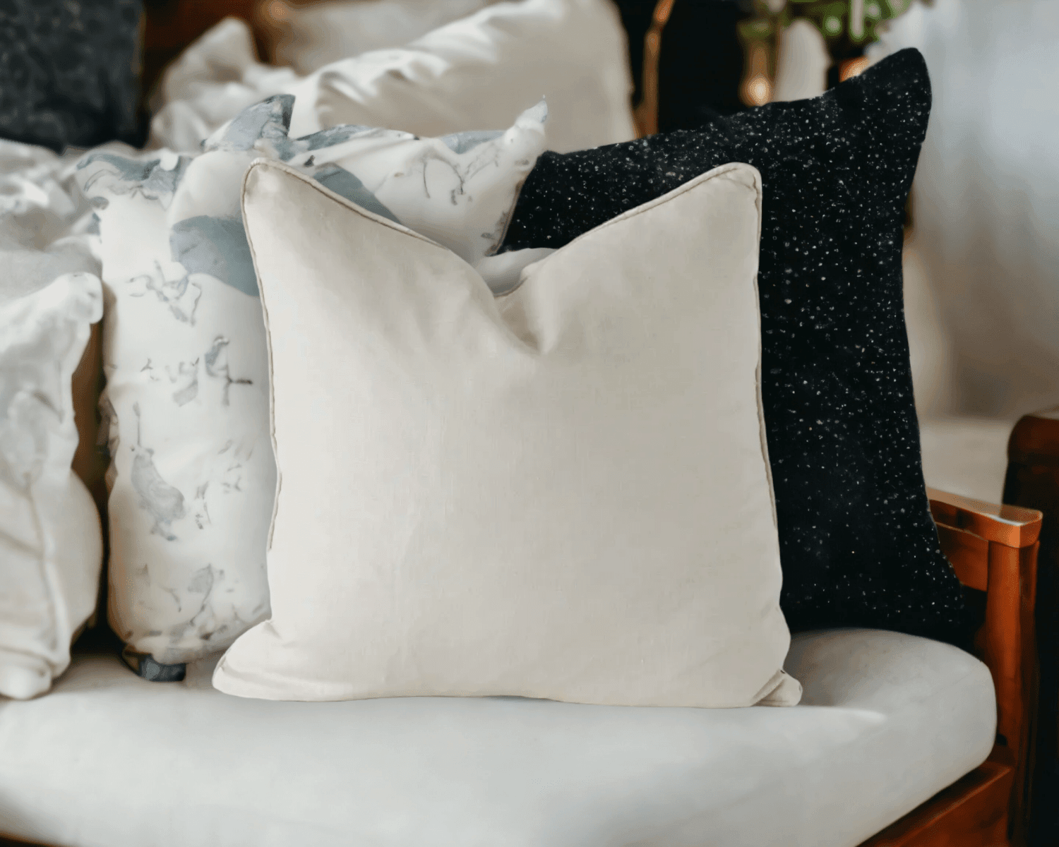 Calai | Self-Piped Linen Cushion Cream - Mirra Interiors