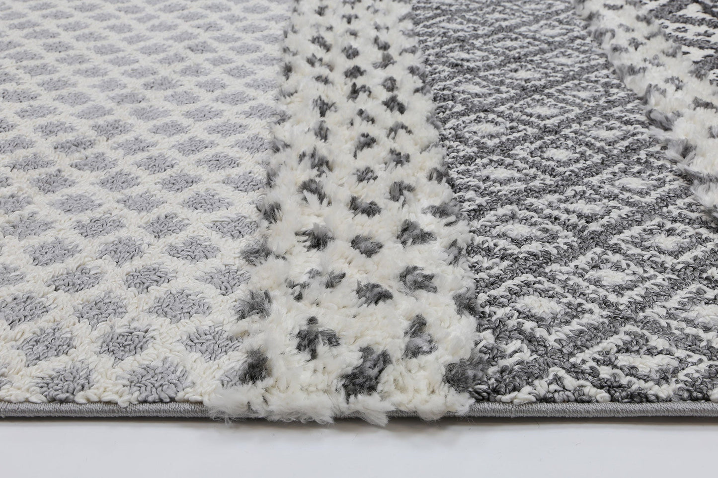 Mono | Tribal Edge Rug - Cream & Anthracite