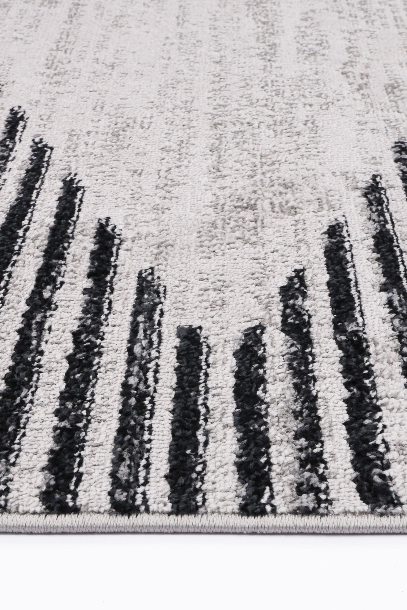 Kimber | Diamond Charcoal Contemporary Rug