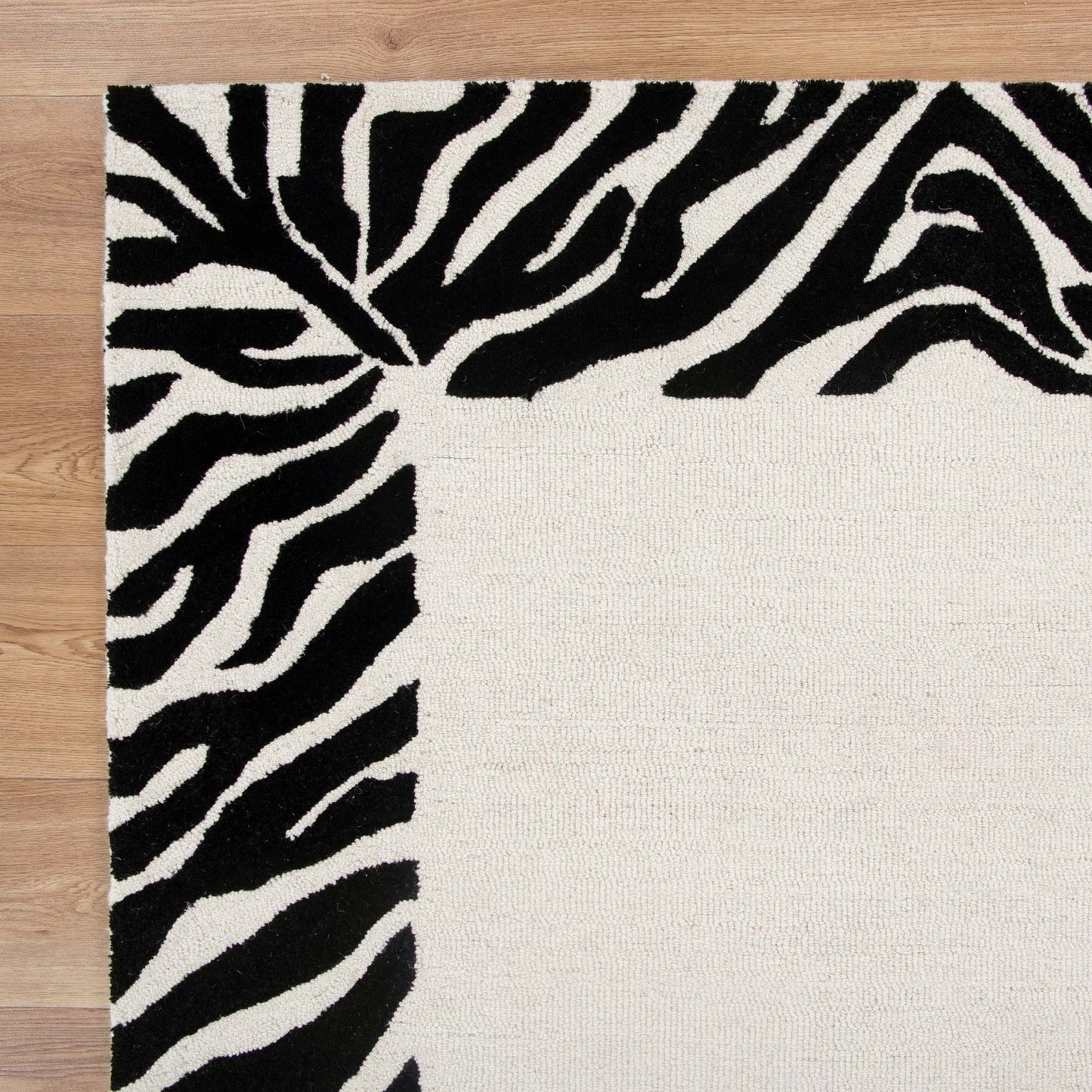 Les Nomades Zanzibar | Wool Rug - Black & White