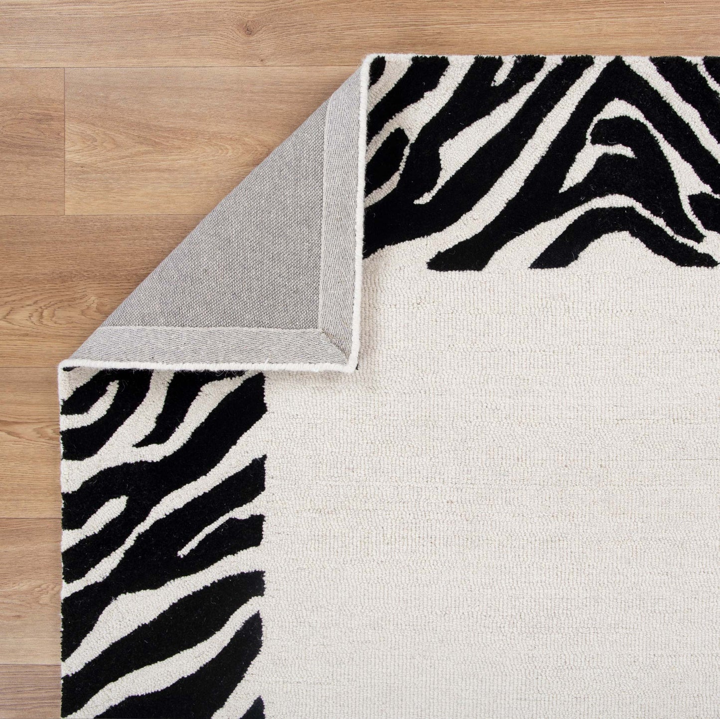Les Nomades Zanzibar | Wool Rug - Black & White