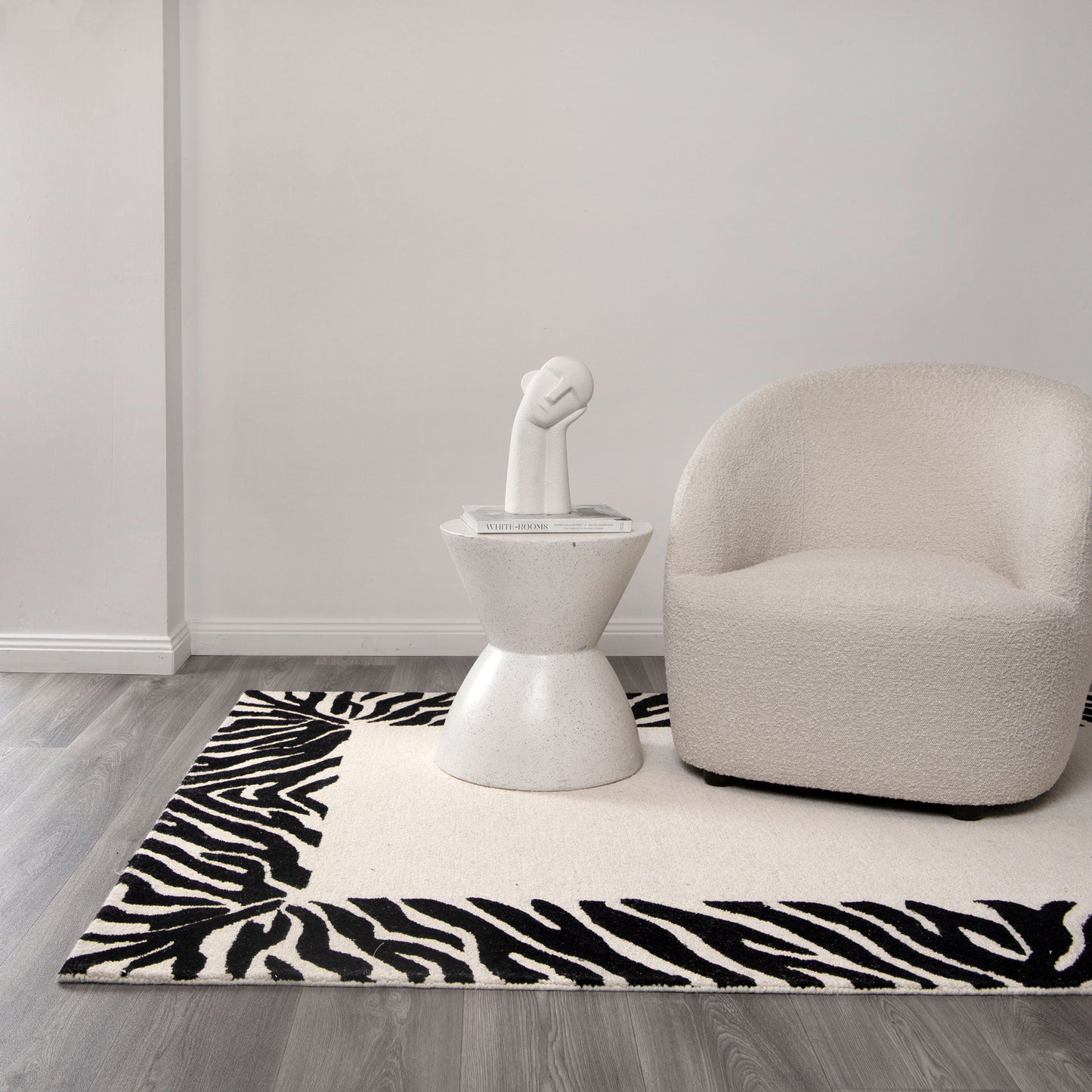 Les Nomades Zanzibar | Wool Rug - Black & White