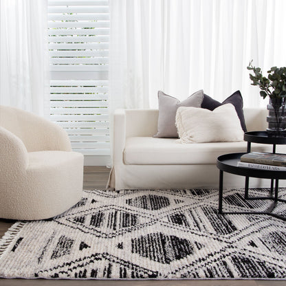 Mansour | Diamond Black & White Geometric Rug