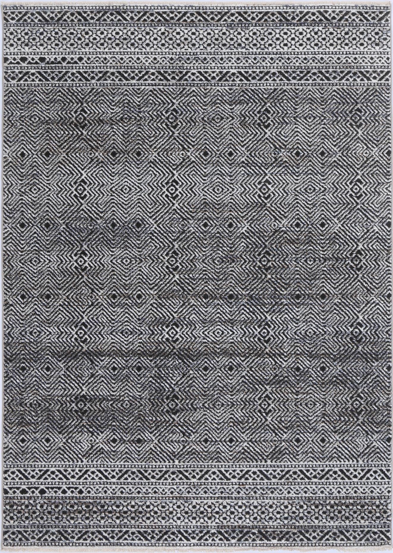 Maryland | Zaranj Tribal Rug - Charcoal