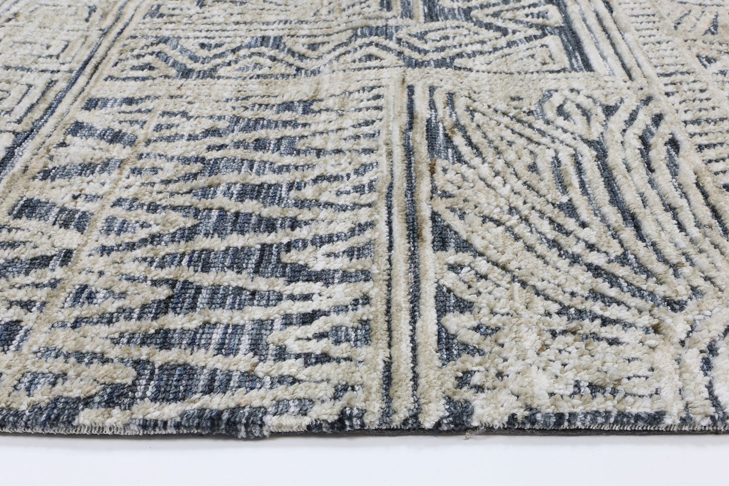 Amritsar | Newburg Tribal Rug - Anthracite