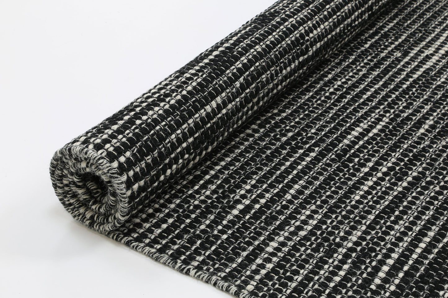 Nordic | Reversible Wool Rug -  Black & White
