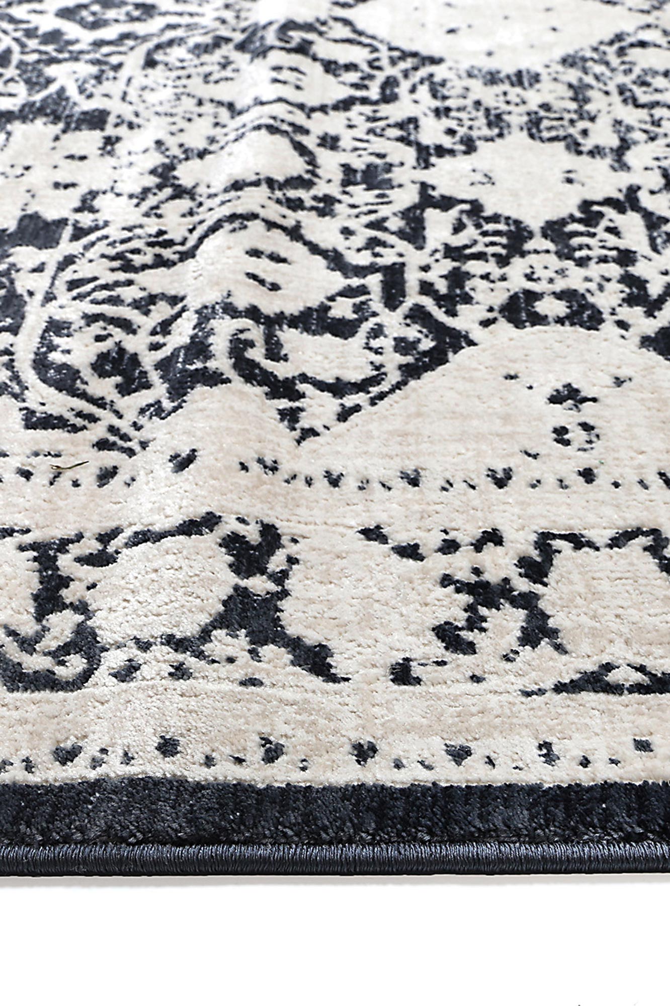 Rapsody | Rossini Traditional Rug - Navy