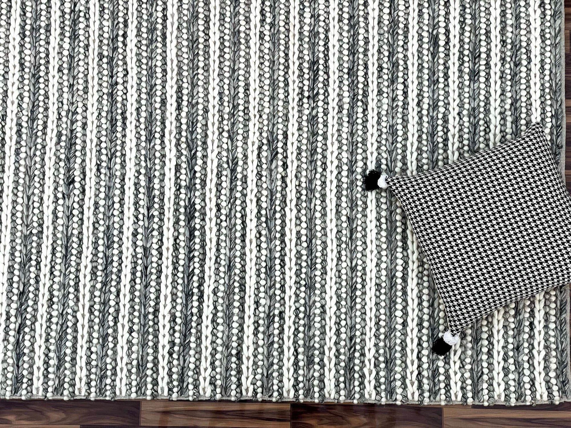 Saanvi | Stripe Wool Rug Grey - Mirra Interiors