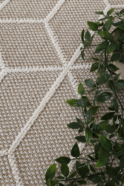 Vanuatu | Maemae Geometric Flatweave Rug - Beige