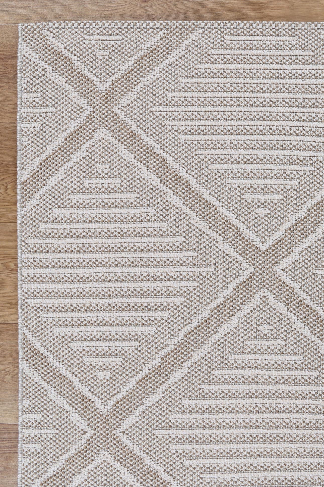 Vanuatu | Kenilorea Geometric Flatweave Rug - Beige