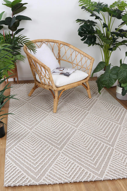 Vanuatu | Onika Geometric Flatweave Rug - Beige