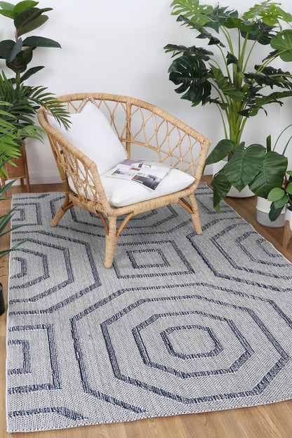 Vanuatu Hale | Geometric Flatweave Rug - Charcoal
