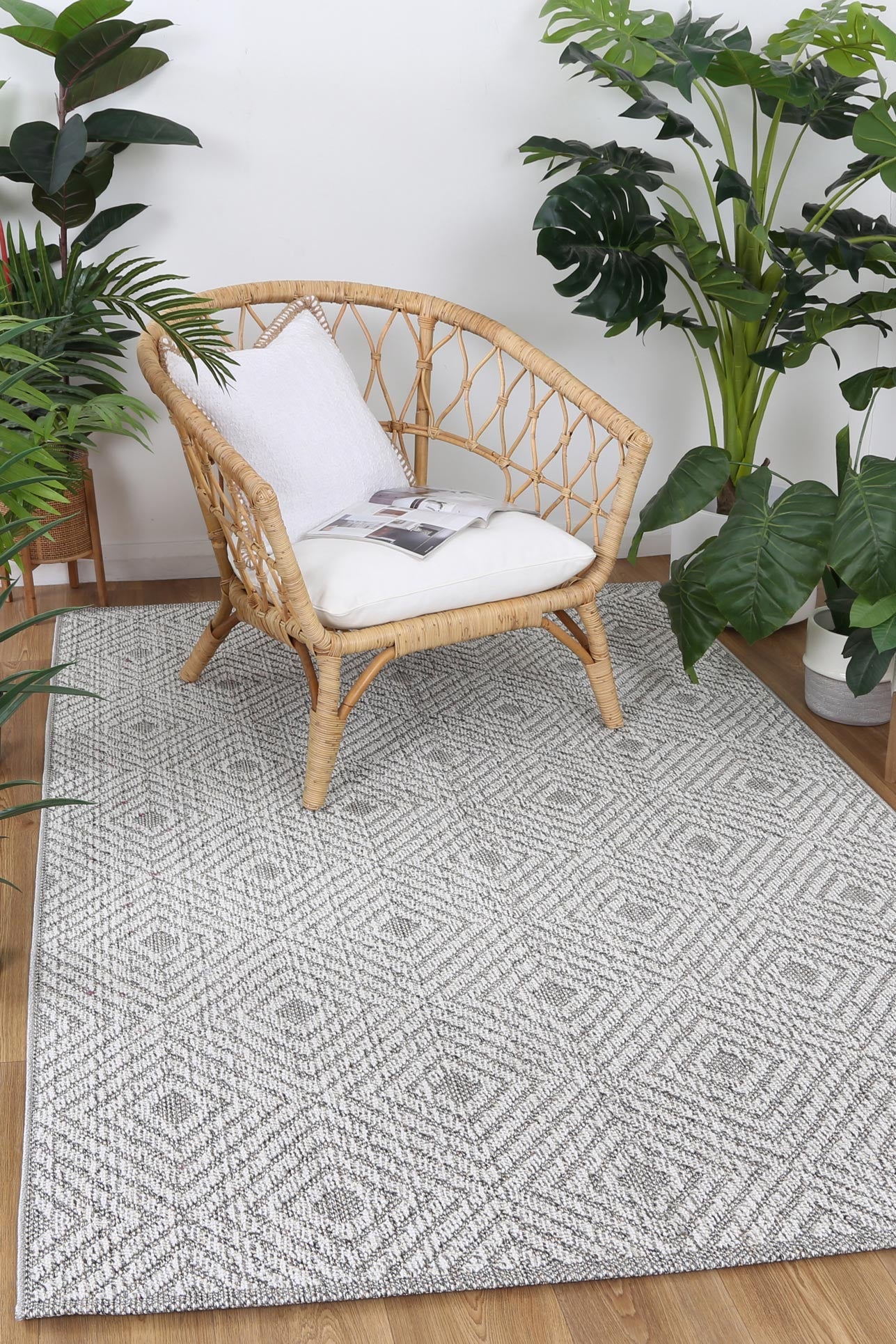 Vanuatu | Walasi Geometric Flatweave Rug - Ash Grey