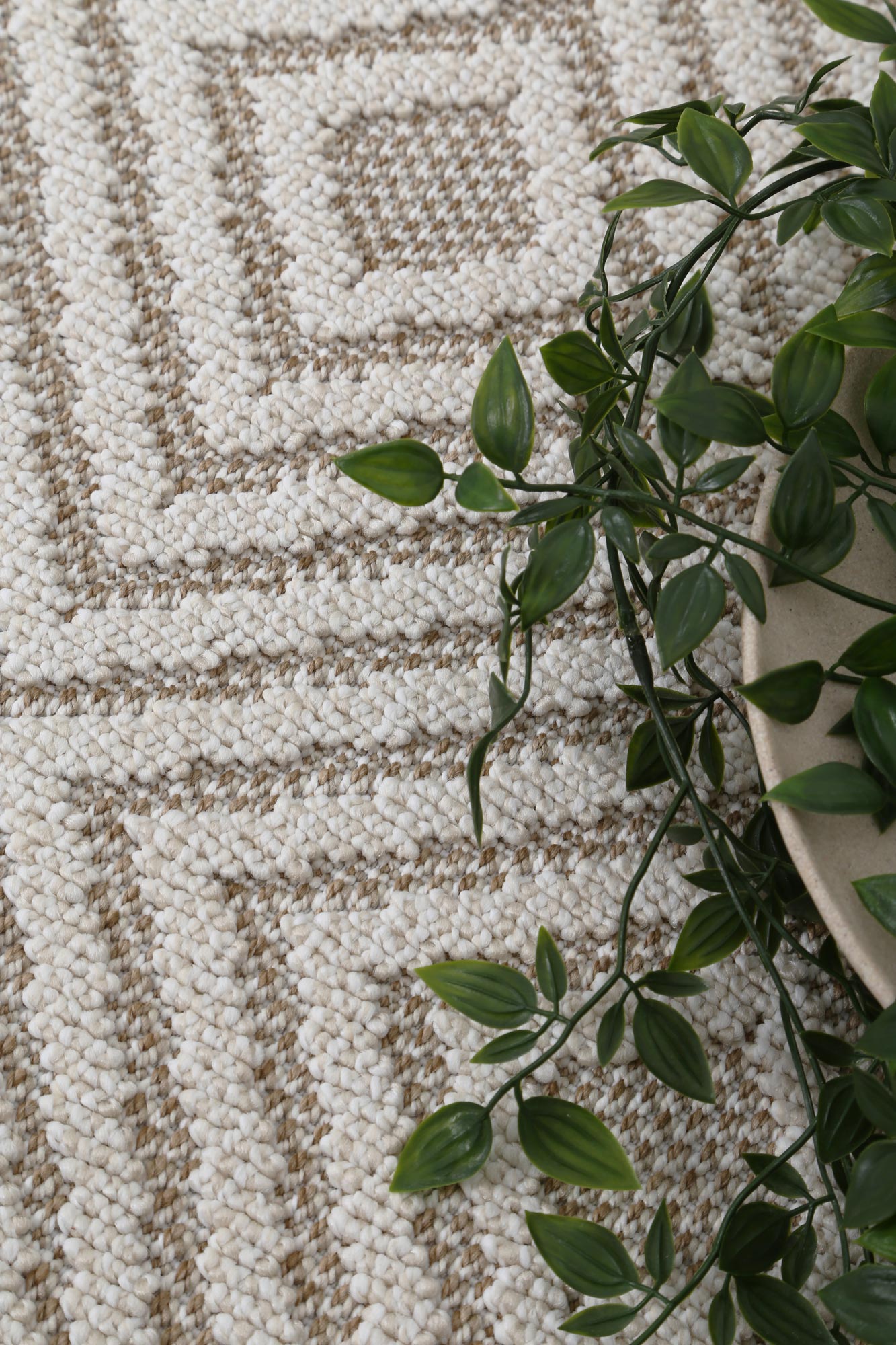 Vanuatu | Wickham Geometric Flatweave Rug - Beige