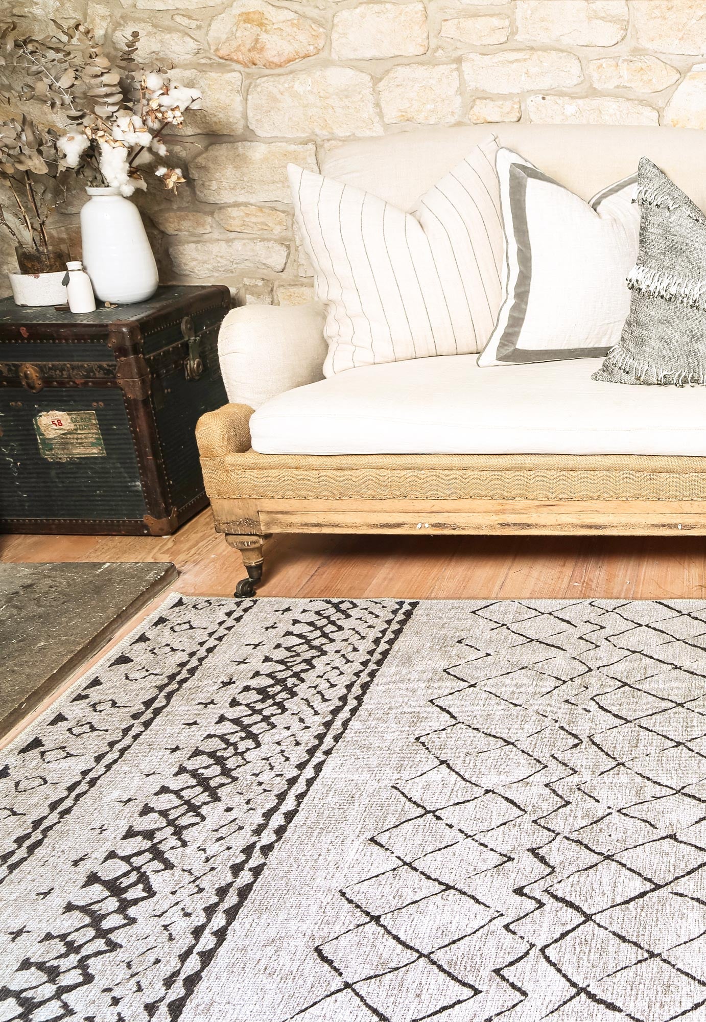 Alma Scandi Silver Rug - VITAL 2859-00
