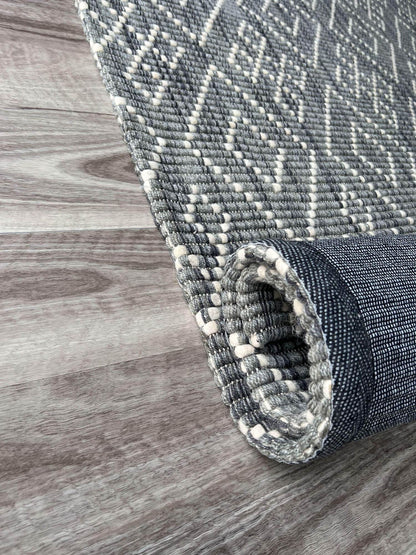 Amina | Marrakesh Wool Rug Dark Grey - Mirra Interiors